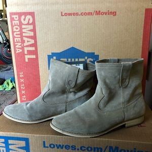 Amazing Slouchy Taupe Bootie by Ecote